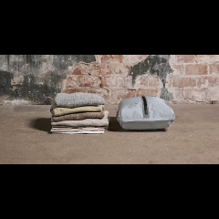 Travel Smart! Vacuum Storage Set Saves 60% Space 🧳✨